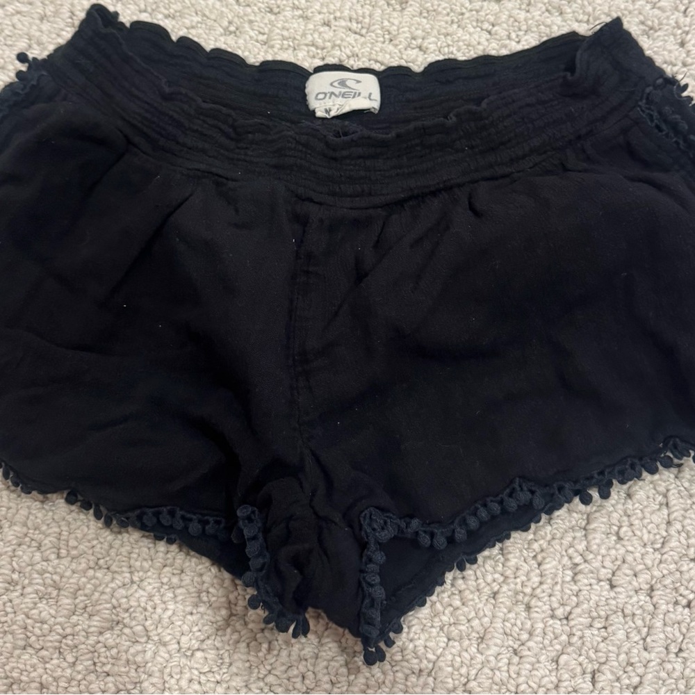 O'Neill Women's High Waist Black Pom-Pom Shorts